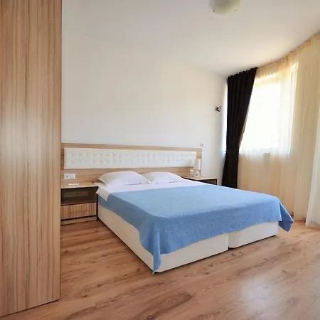 Aparthotel Millennium Complex 4*